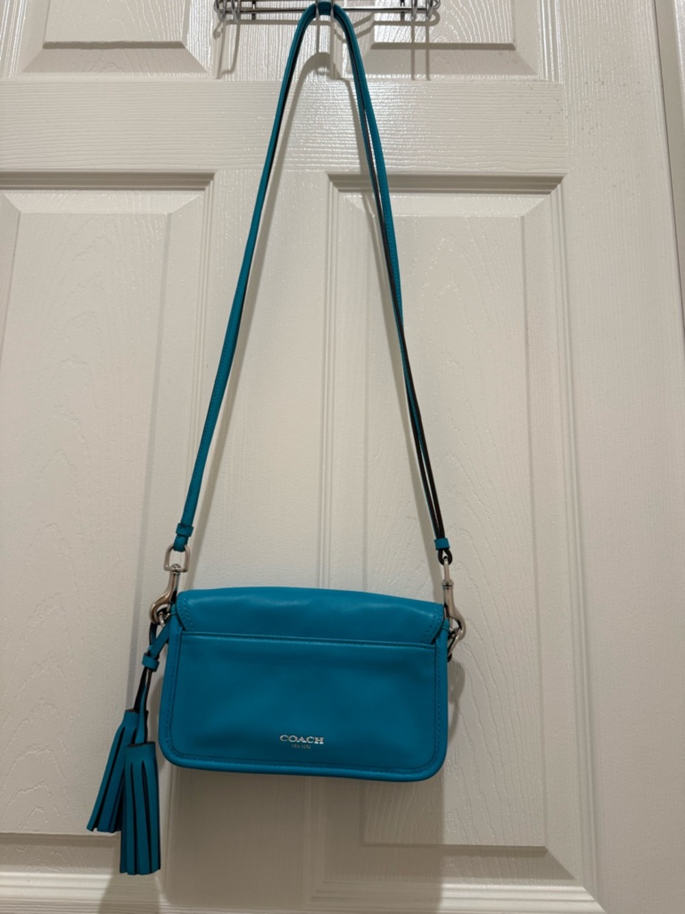 Coach Legacy Turnlock Crossbody Clutch Teal Leather Style 19914 Tassel Year 2012